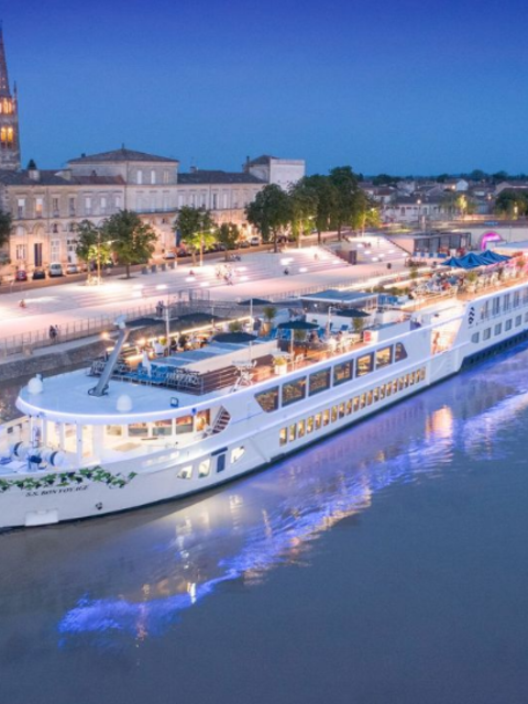 Why Bordeaux Should be Your Next Trip