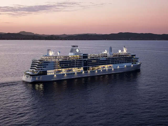 Silversea: Receive a $500 Shipboard Credit per Suite
