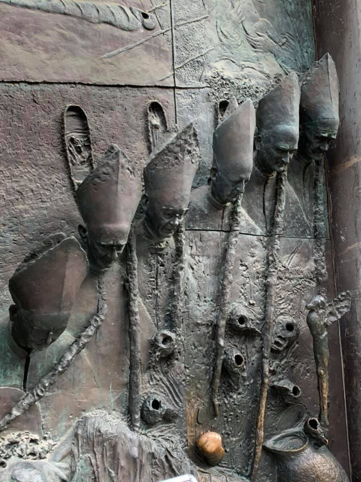 71925504_10157510599467317_7465166701097648128_n SmC.jpg