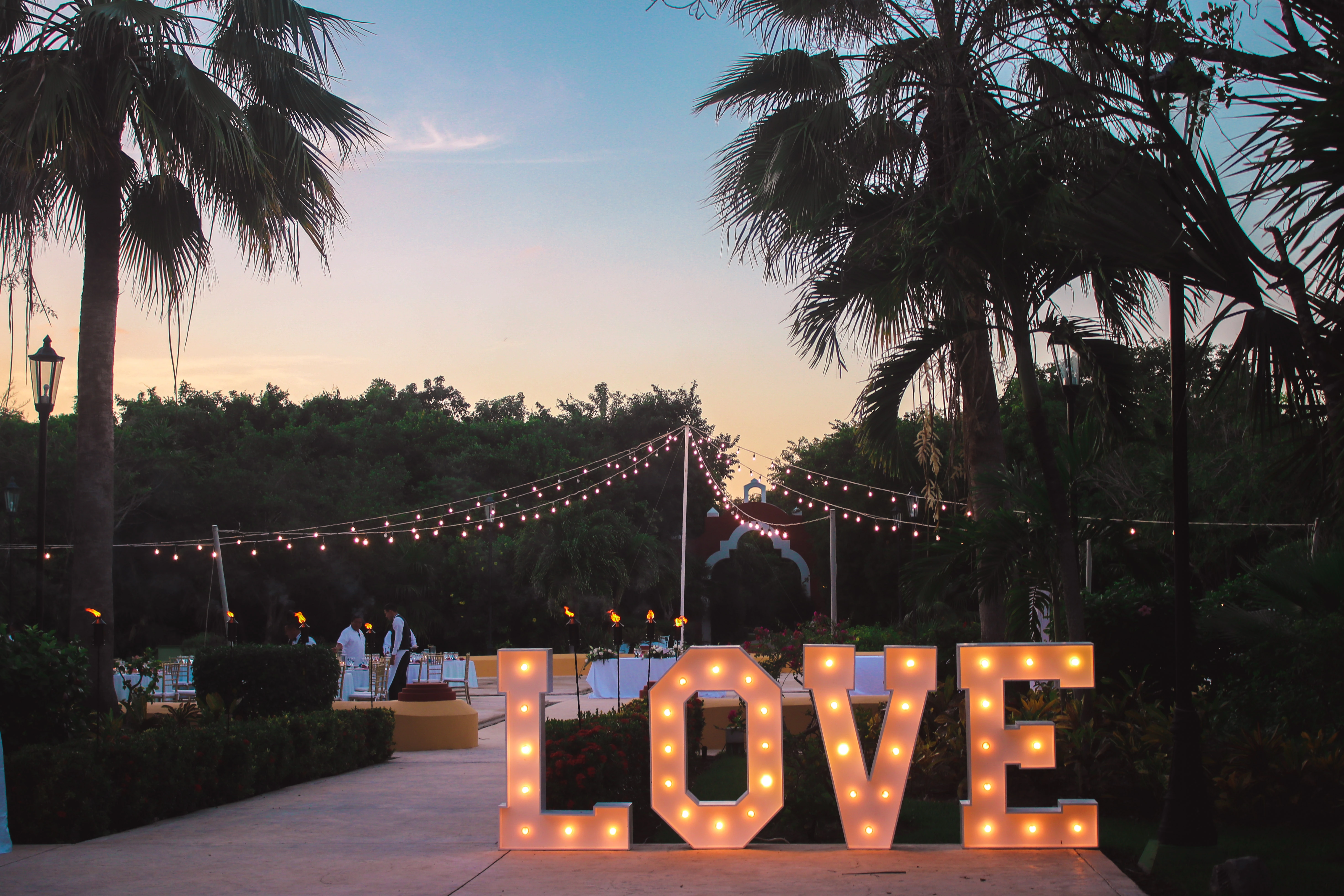 Where Love Meets Luxury: Celebrate Romance at Valentin Imperial Maya