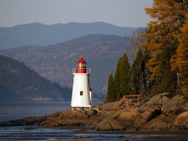 Color Your World by Following Fall in Canada and New England