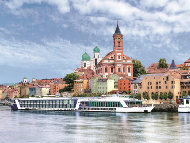 AmaWaterways and Smithsonian Journeys Partner on Collection of River Cruises