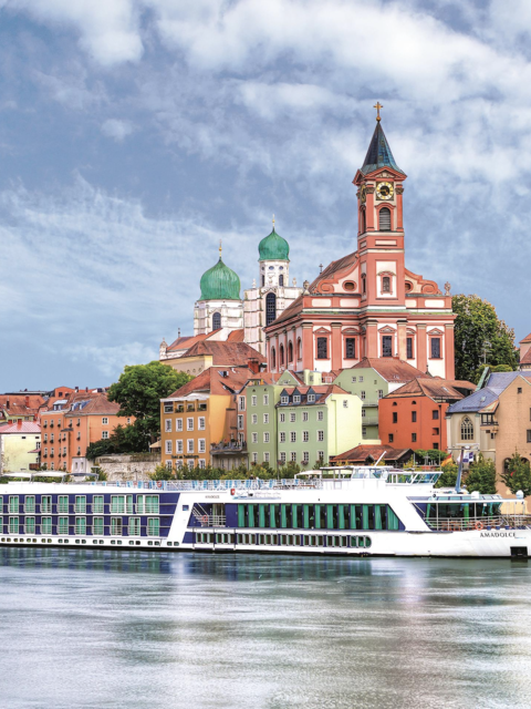 AmaWaterways and Smithsonian Journeys Partner on Collection of River Cruises