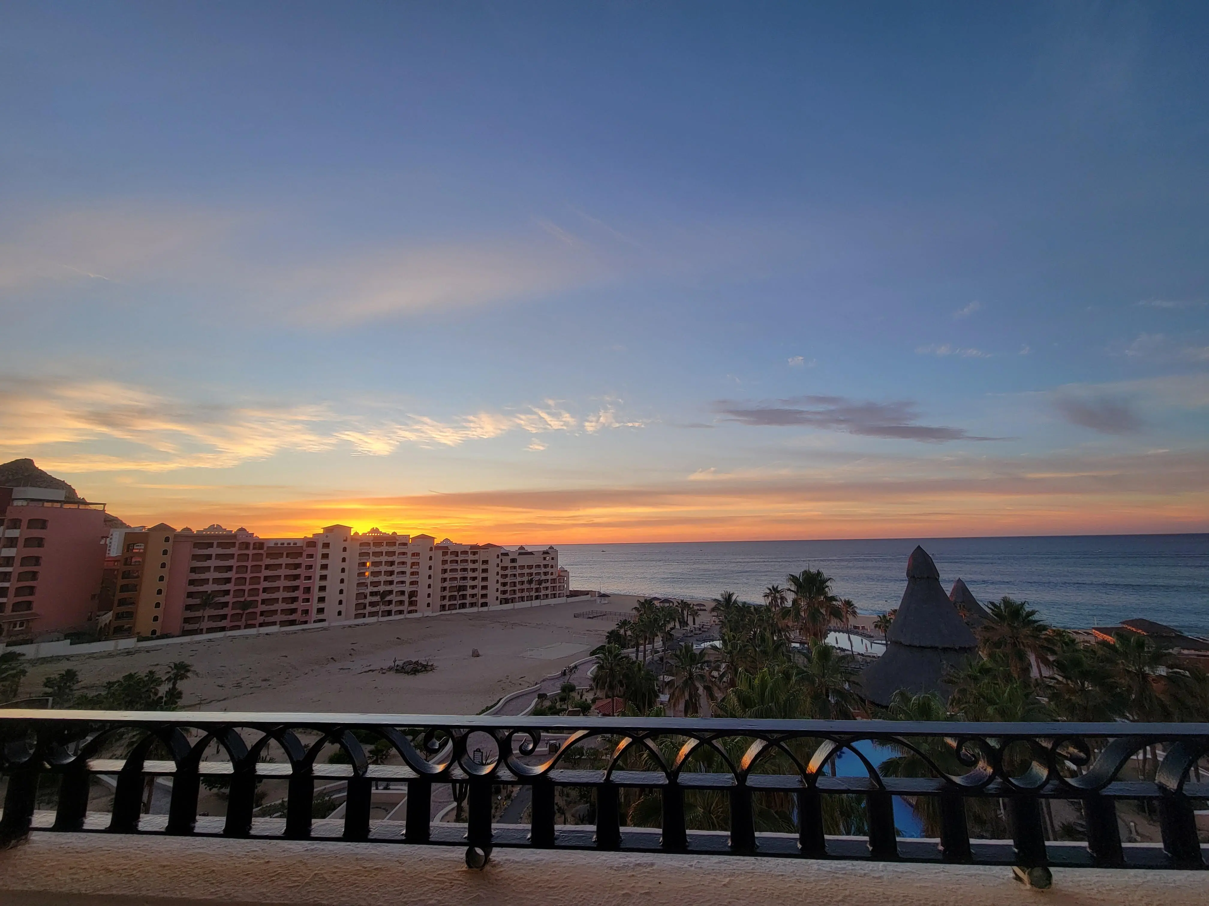 Sandos Finisterra Los Cabos: The Complete Top-to-Bottom Layout and Geogr