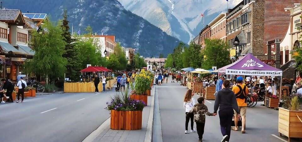 Top Things to Do in Banff, Alberta: Ultimate Guide to Activities, Sights, and Experiences