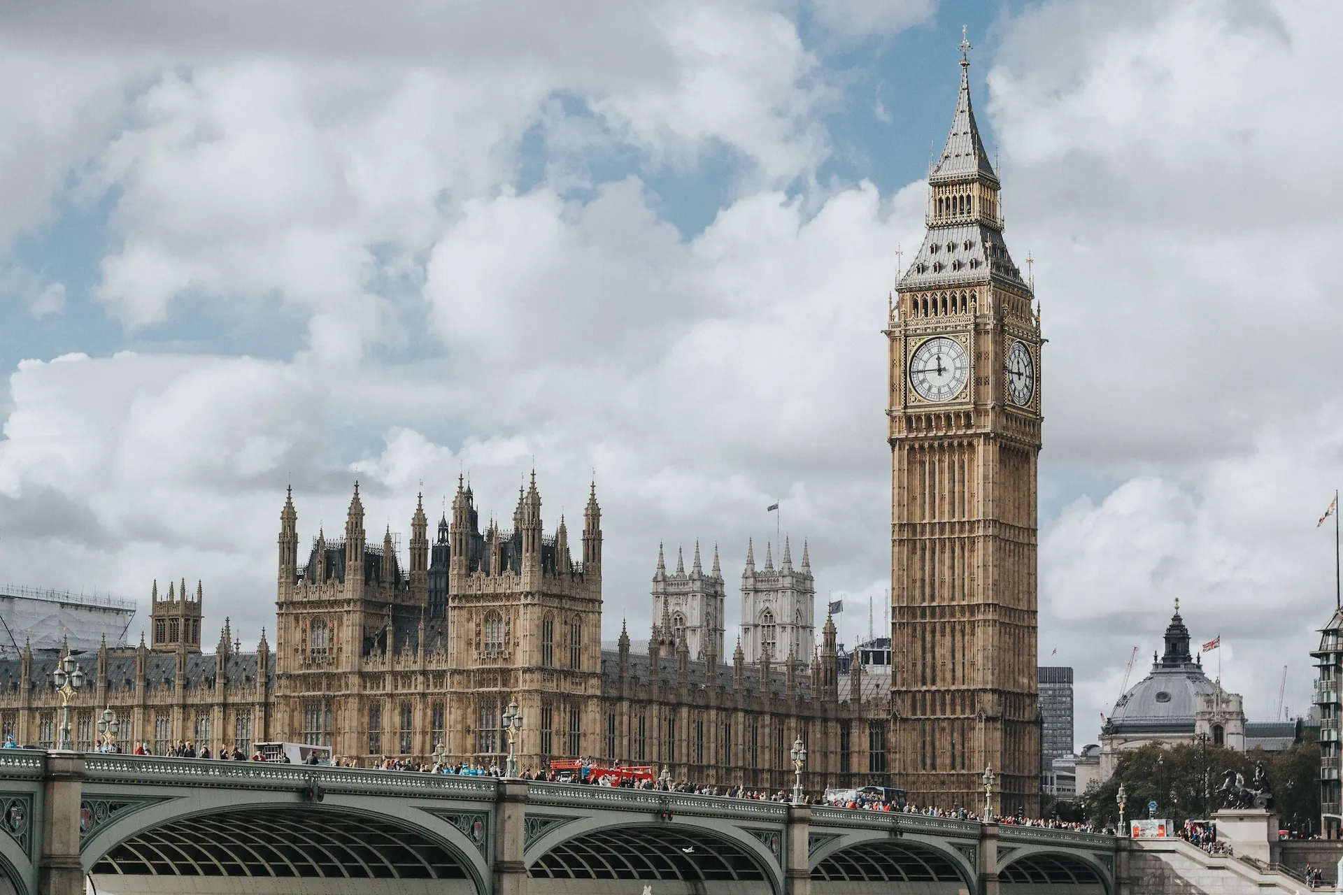 A First Timer’s Guide to London