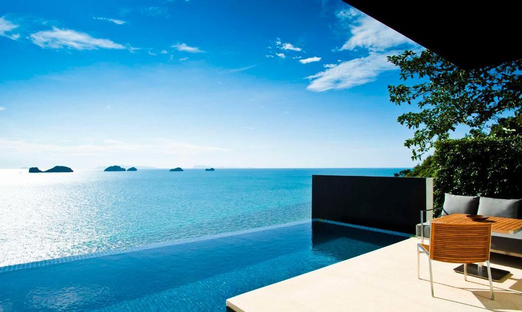 Cathay Pacific Multi-City Trip Promotion