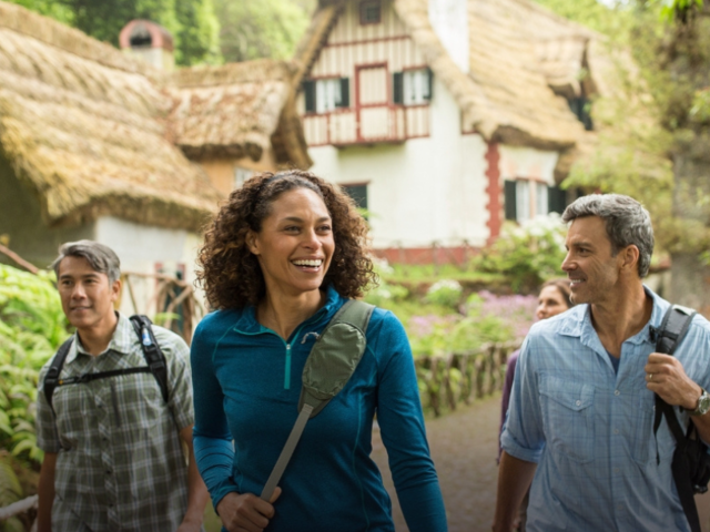 Discovering the World in Small Groups: The Globus Small Group Discovery Tours Experience