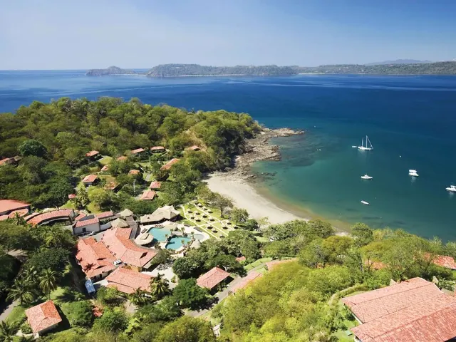 Pleasant Holidays: Save Up to 35% at Secrets® Papagayo Costa Rica – Adults‑Only Unlimited‑Luxury® Escape