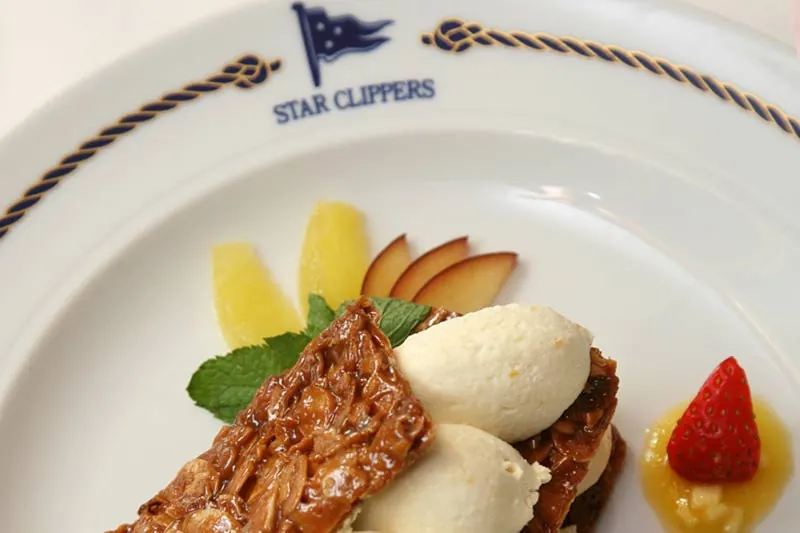 Culinary Delights: Dining Under the Sails