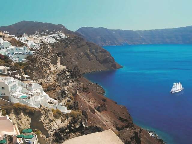 Star Clippers Greek Isles Offer: $500 Air Credits + A 1GB WiFi Package