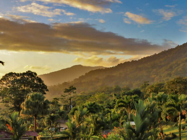 5 reasons why you should visit Central America on a group tour
