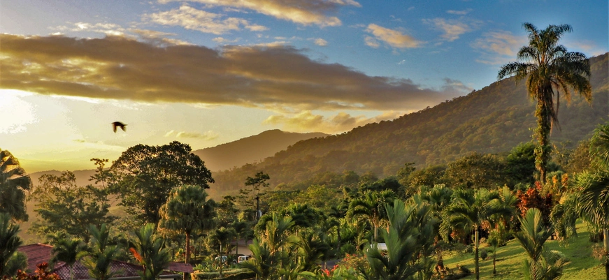 5 reasons why you should visit Central America on a group tour