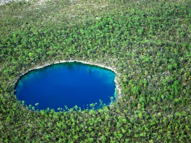 Discover the Mystical 'Blue Holes' of The Bahamas