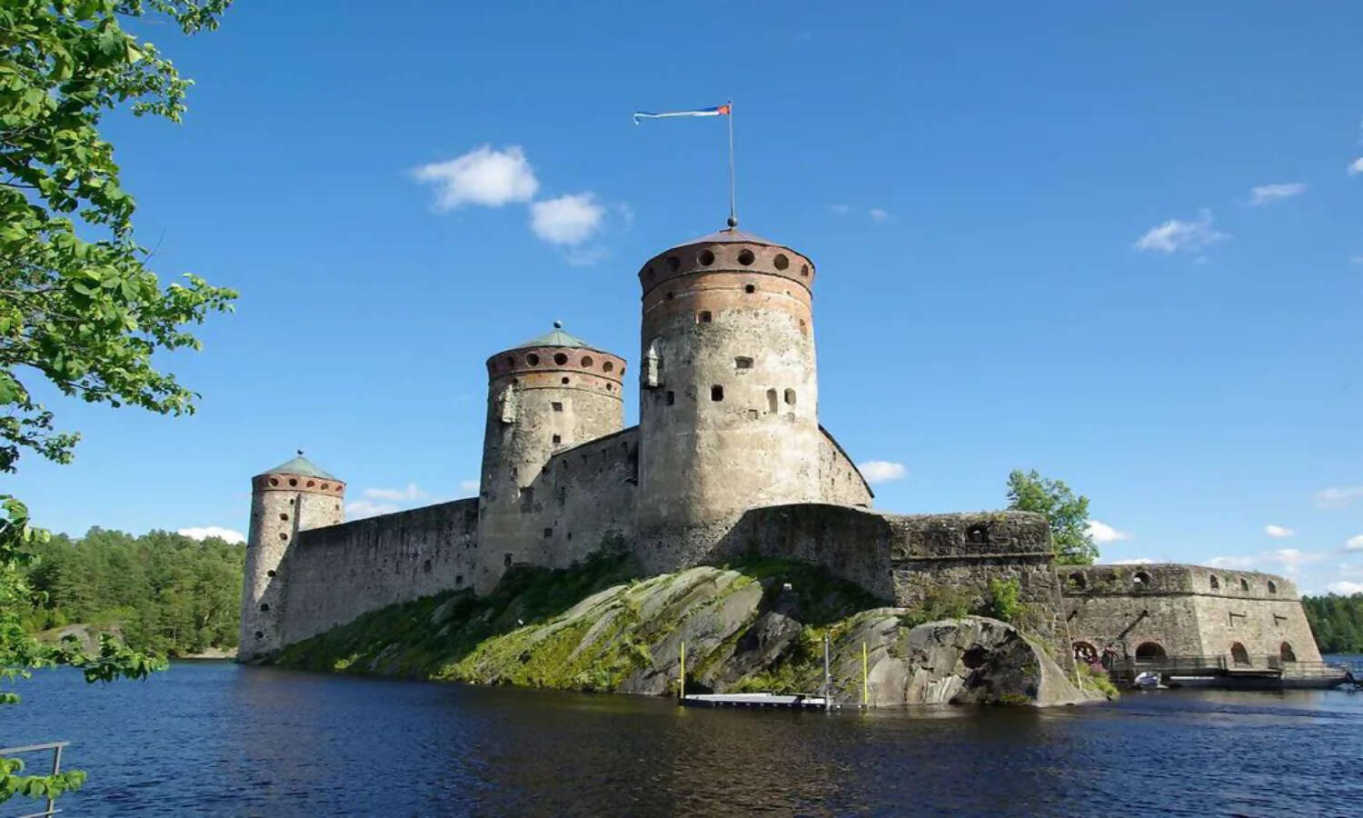 Olavinlinna Castle.jpg
