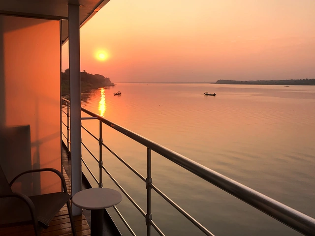River Cruising and Small Ships at Sea