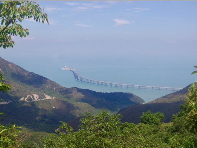 World's Longest Sea-Crossing Bridge is First Land Link Between 2 of Asia's Most Exciting Cities