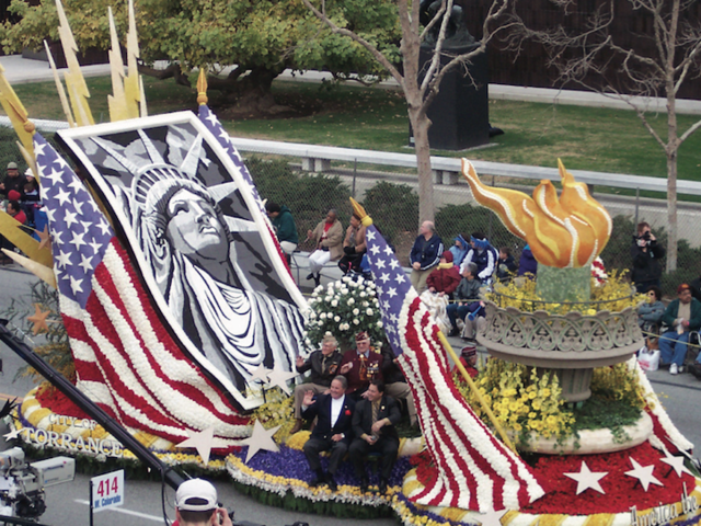 Book Next New Year's Now! Tauck's 