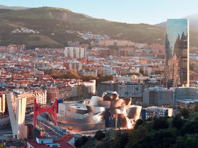 25th Anniversary of the 'Star-chitecture' that Put this Spanish Port on the Map