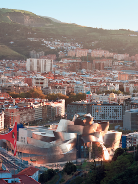 25th Anniversary of the 'Star-chitecture' that Put this Spanish Port on the Map
