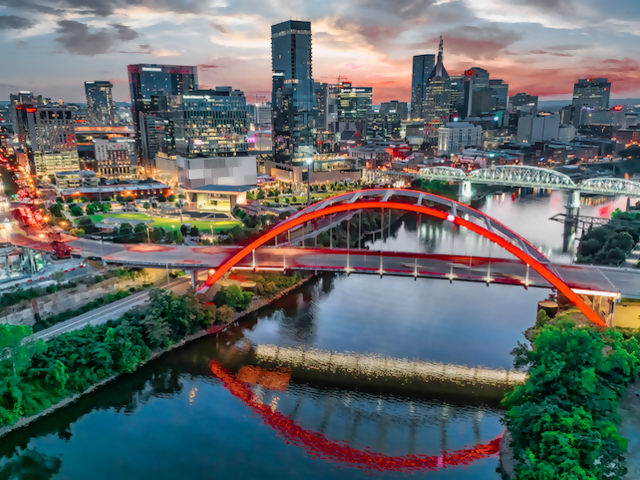Now You Can Cruise on the Tennessee River