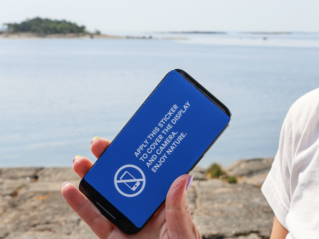 Digital Fasting: Why You Should Go Device-Free on Your Next Holiday