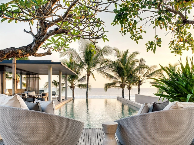 Private Villas & Vacation Homes