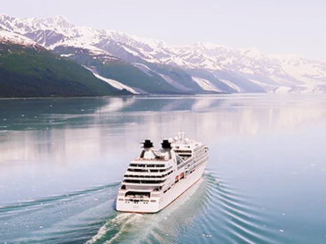 Seabourn’s exceptional itineraries and fares savings up to 30%