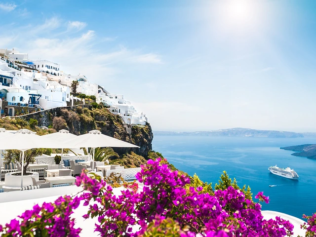 Wellness in Crete & Santorini