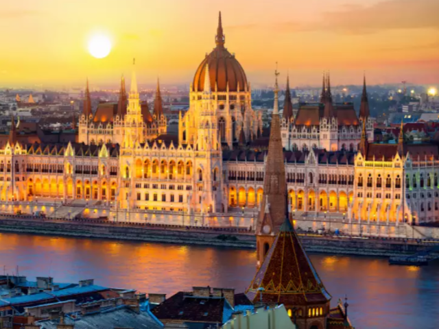 SOLO River Cruise or Yacht Vacation
