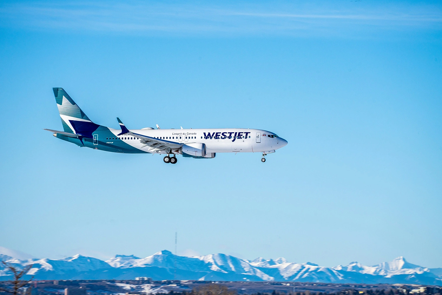 WestJet Receives Second Strike Notice From Mechanics: Travel Plans Ahead