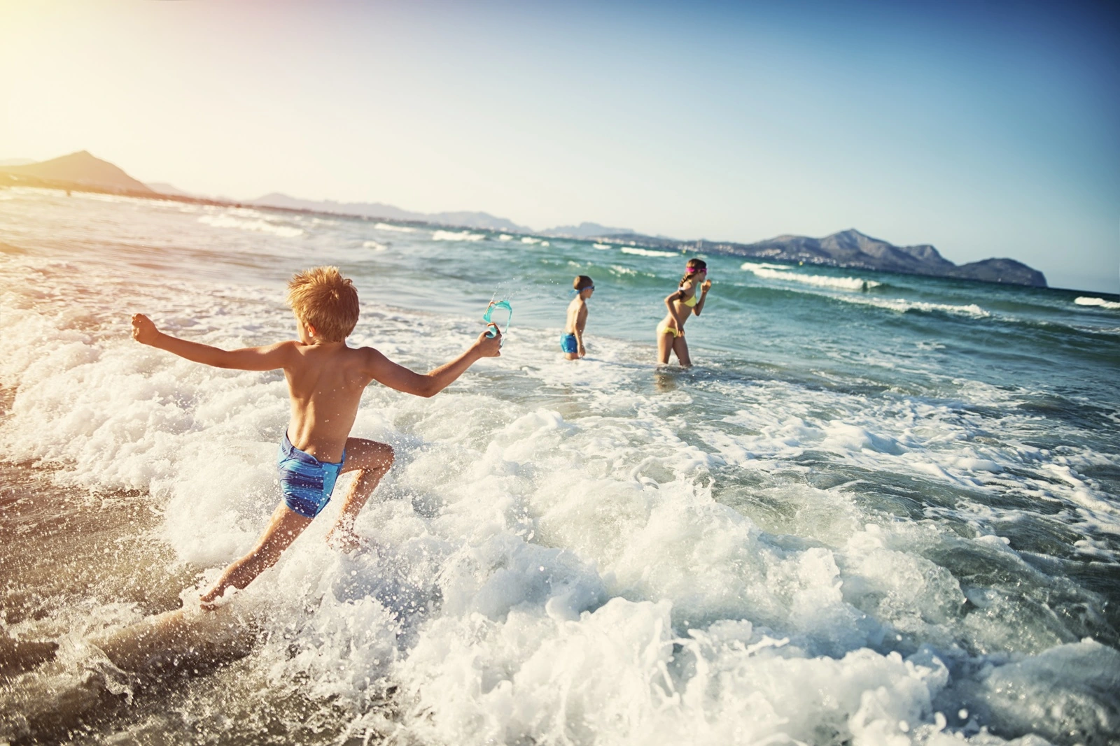 Save Up to $1,000 Per Family or $250 Per Person on Warm Weather Getaways