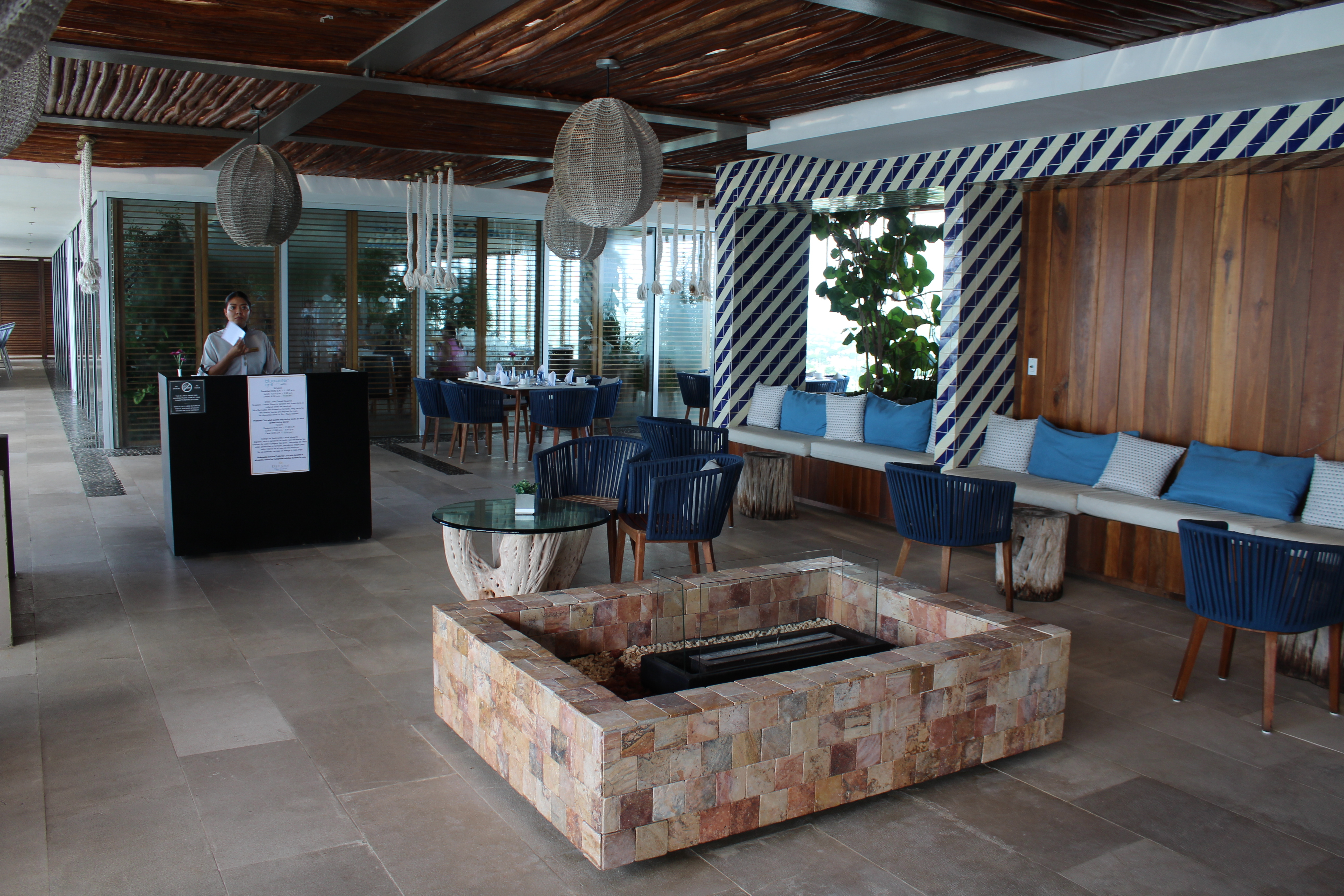 Dreams Vista Cancun – Where Families and Couples Both Win