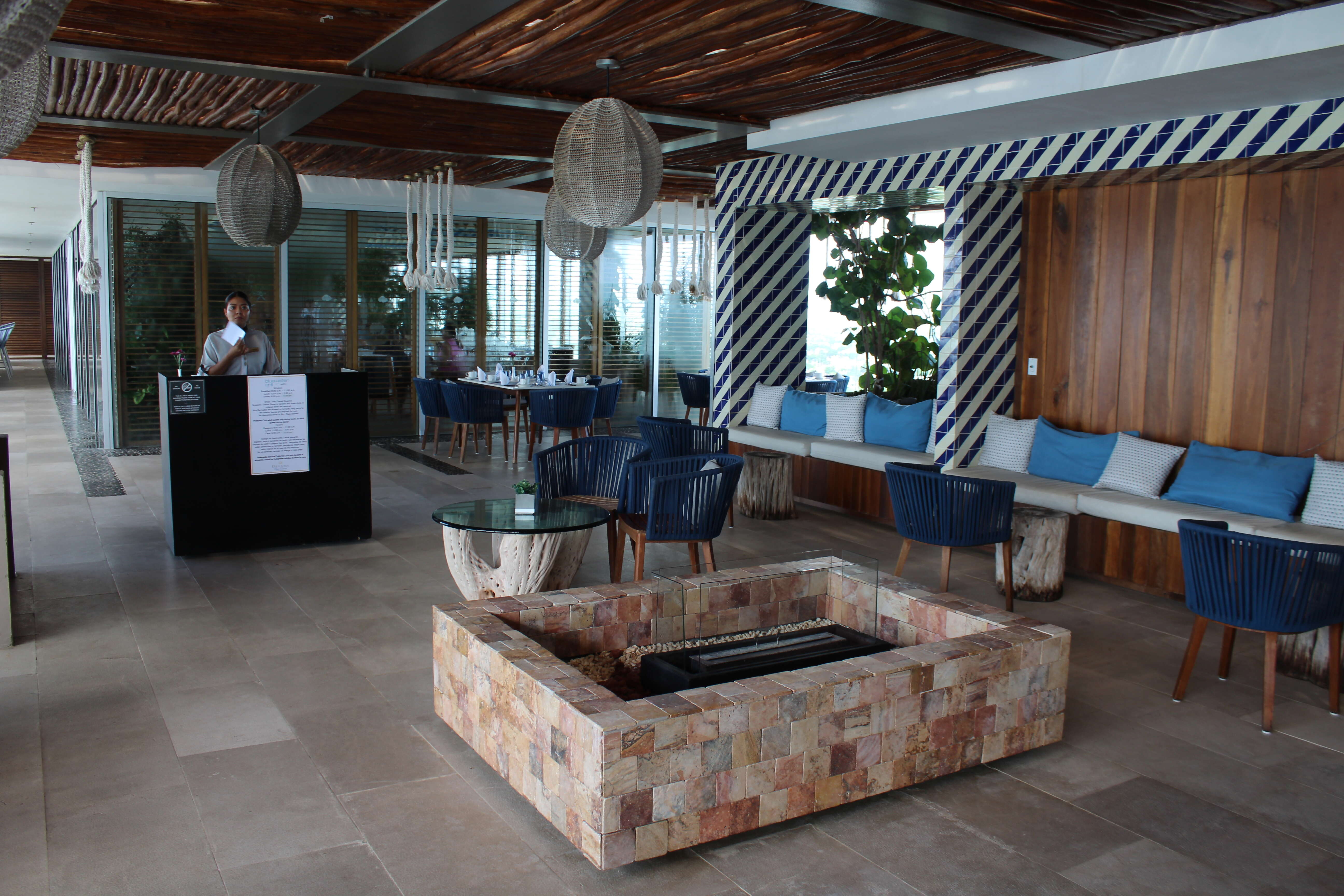 Dreams Vista Cancun – Where Families and Couples Both Win