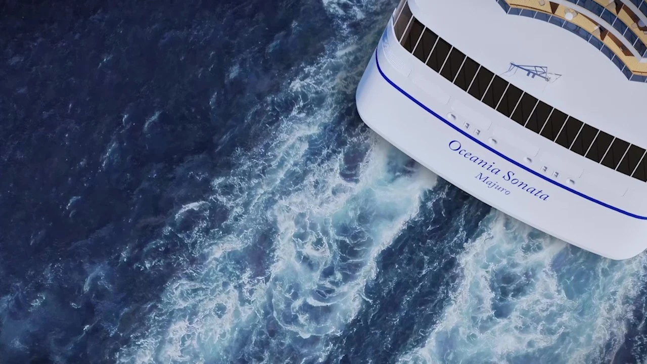 Small Ship Alaska Cruises: Why Oceania Cruises Offers a Better Way to Se