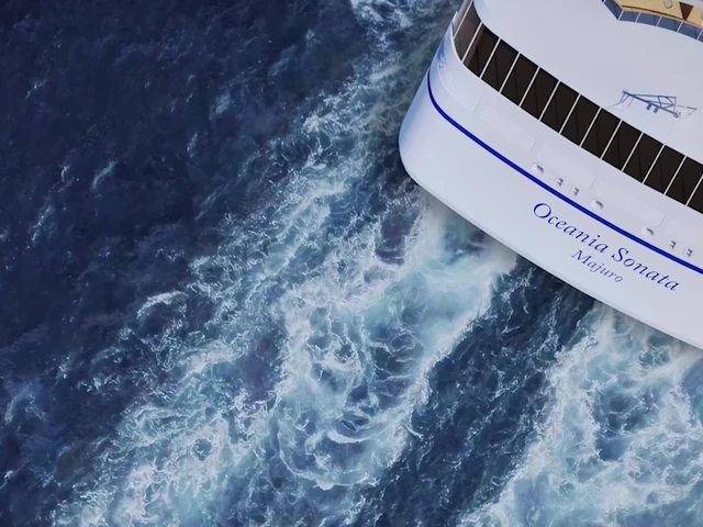Small Ship Alaska Cruises: Why Oceania Cruises Offers a Better Way to Se