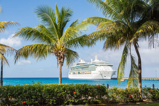 Discover the Hidden Caribbean Gems Cruisers Are Raving About