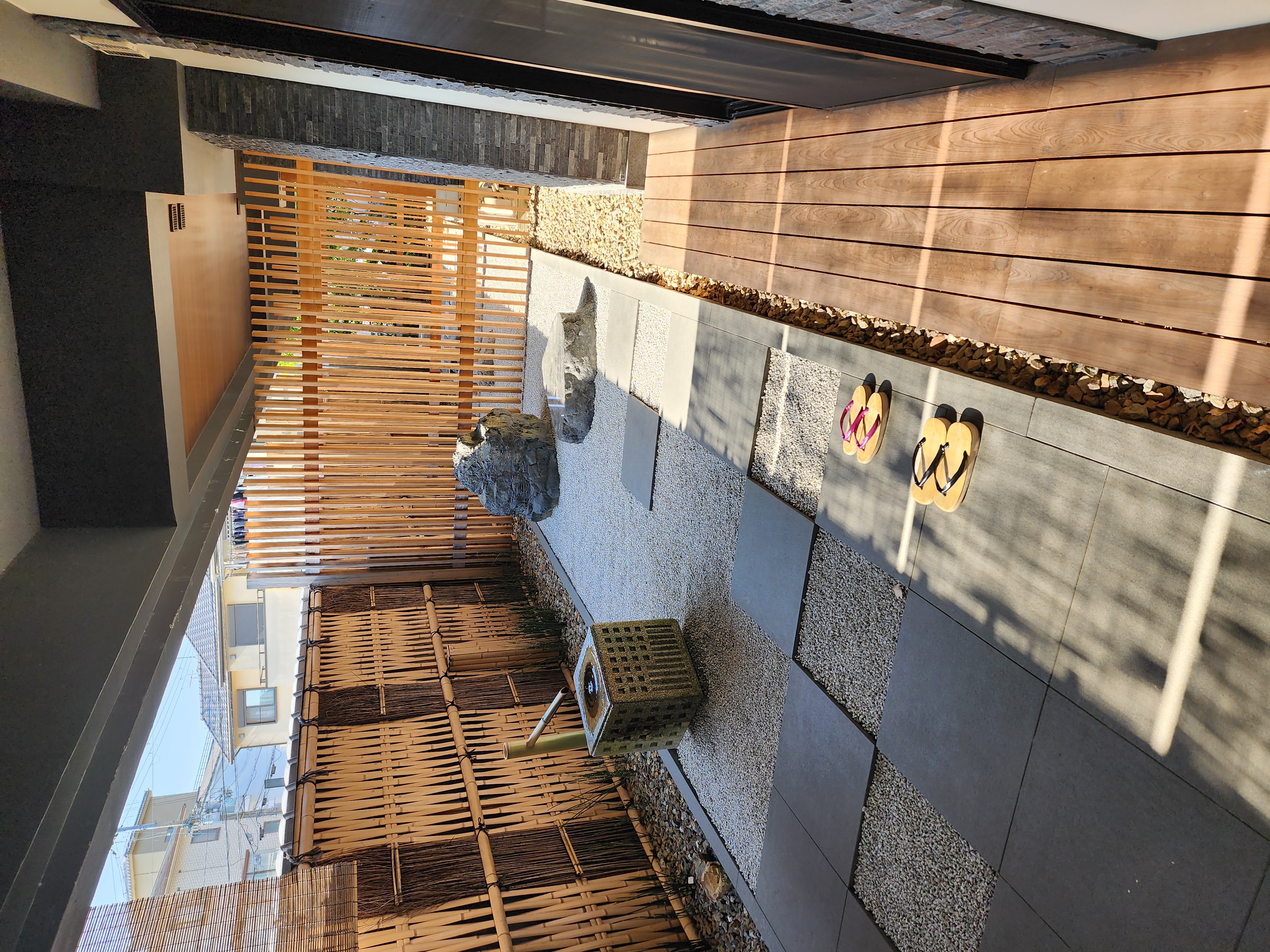 Ryokan Kanade, A mix of traditional and modern