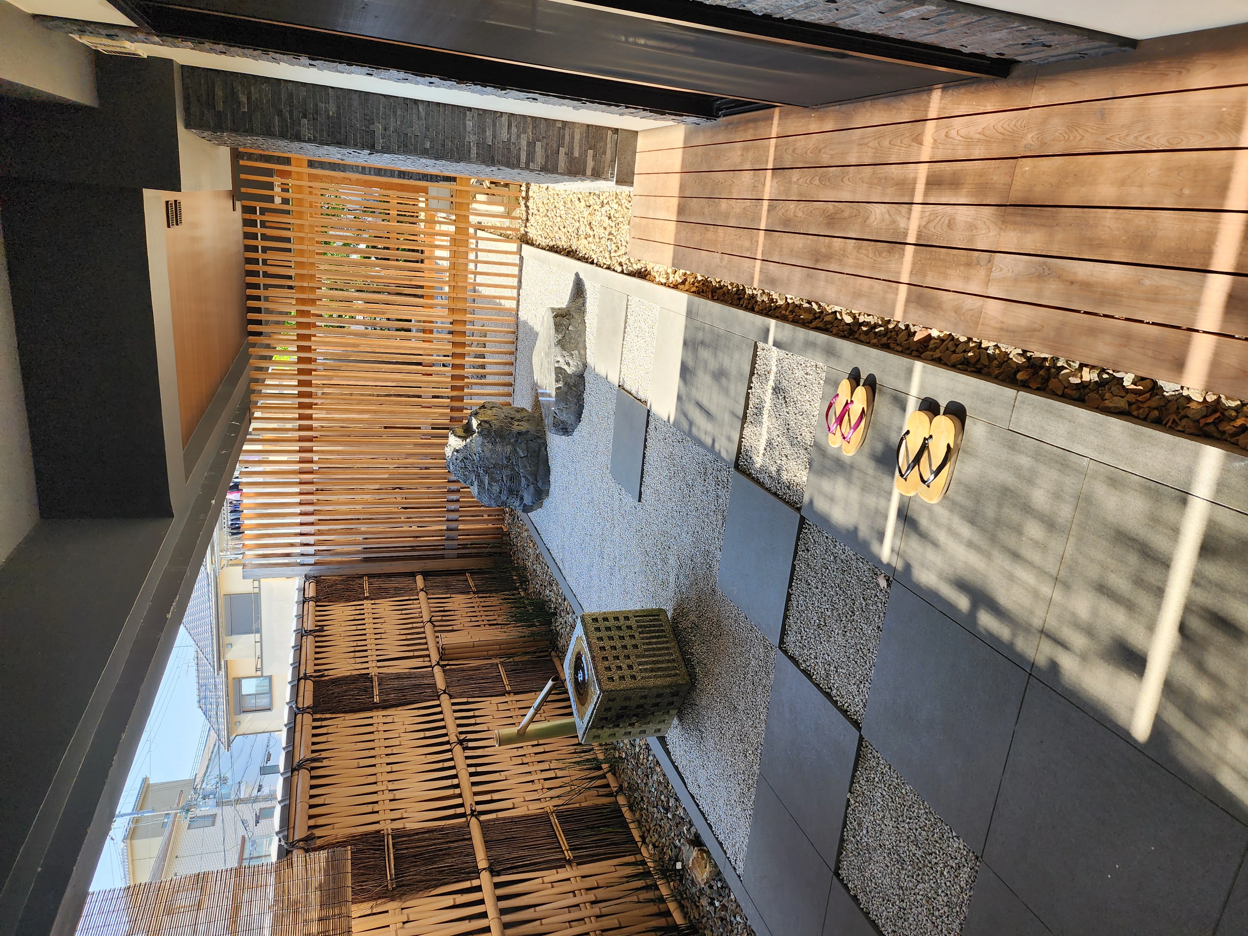 Ryokan Kanade, A mix of traditional and modern