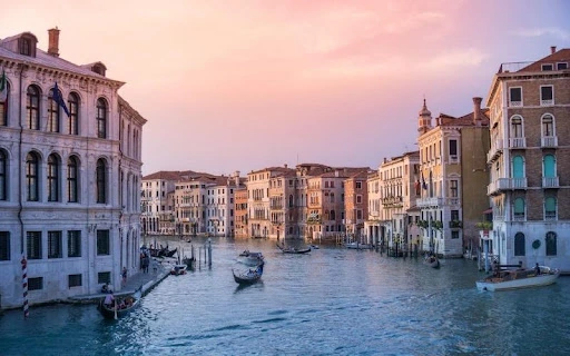 Discounted Hotel, Resort And Vacation Property Booking Engine