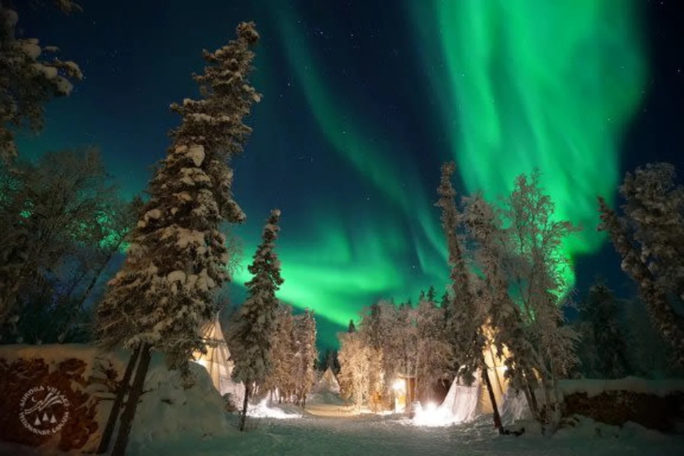 Yellowknife Aurora Escape