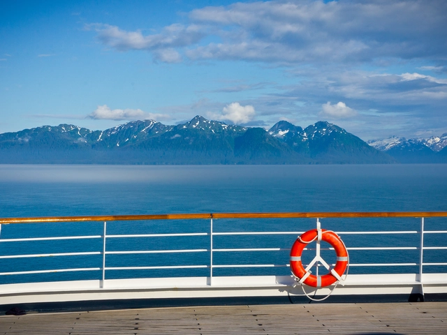 Discover the beauty of home with this Encore Cruises Offer!