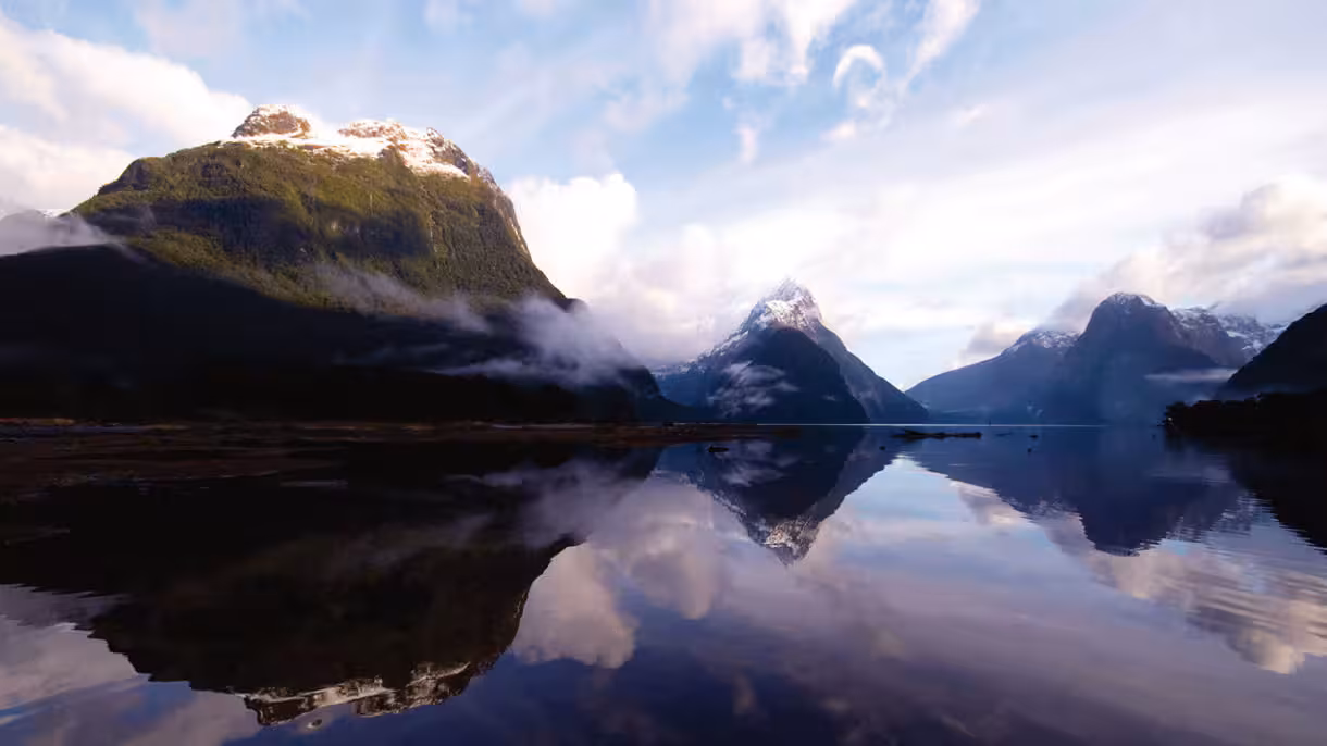 Fiordland National Park (Scenic Cruising)