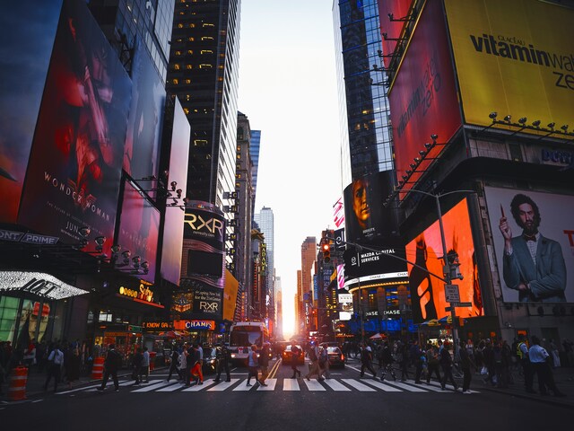 Explore New York City: Iconic Landmarks, Diverse Cultures, and Unforgettable Experiences