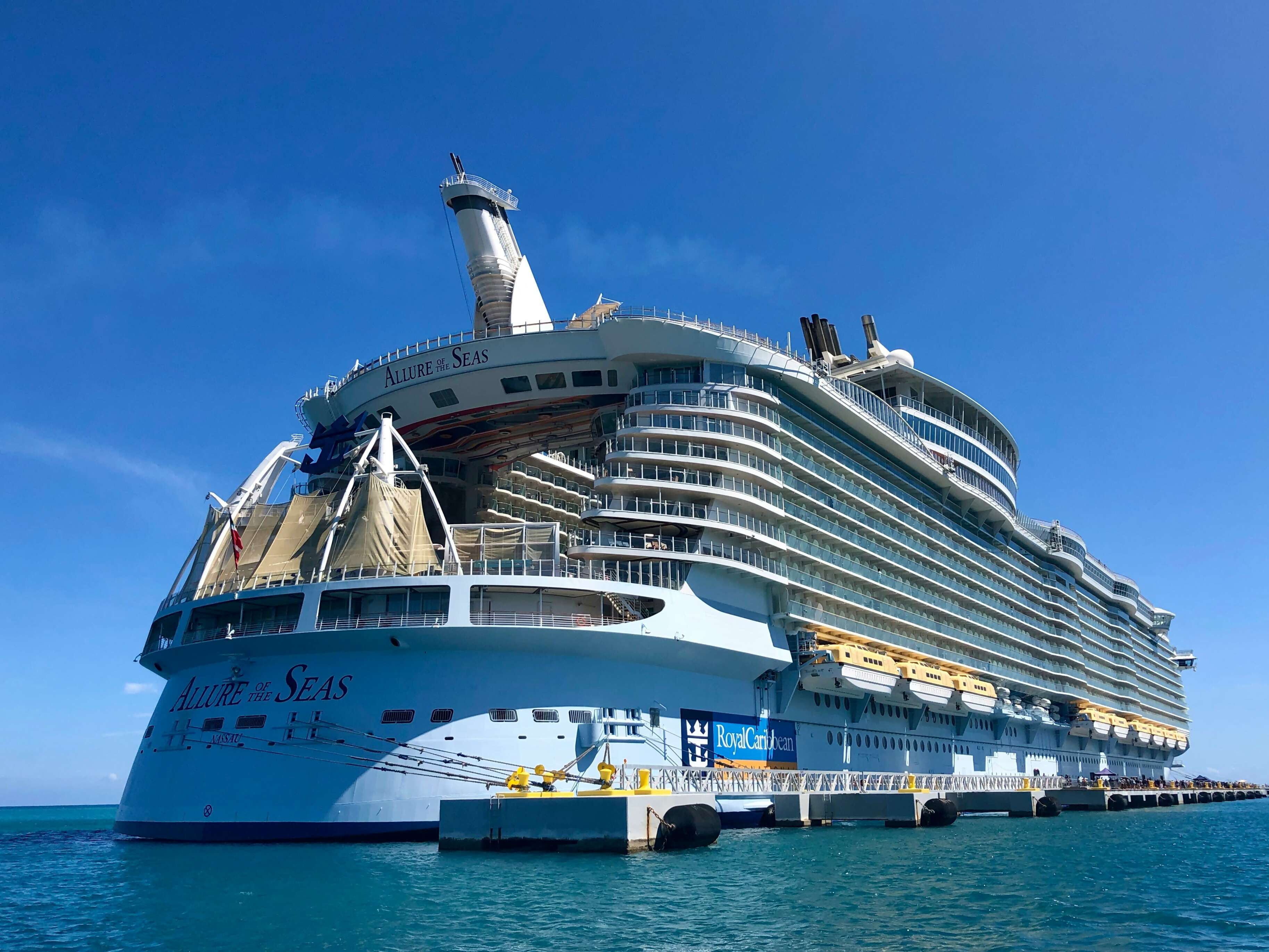 A Delicious Guide to Dining Onboard Royal Caribbean Ships