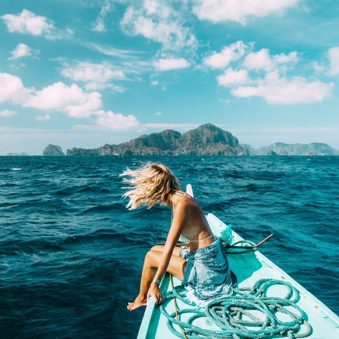 Female Traveller 001.jpg