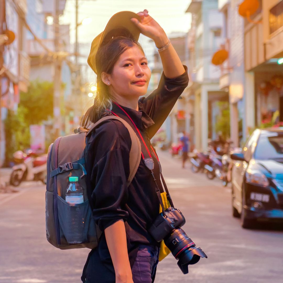 Female Traveller 004.jpg