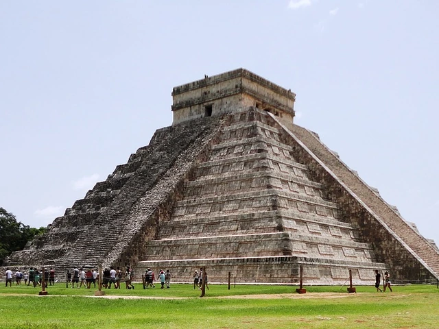 Cancún, Quintana Roo: The Ultimate Guide to Nightlife, Culture, and Beaches