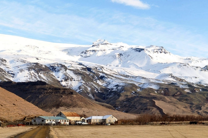 eyjafjallajokull-glacier-and-volcano-1.jpg