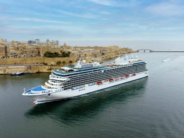 Oceania Cruises’ 2025 Specialty Cruises Featuring Exclusive, Celebrity-Hosted Voyages